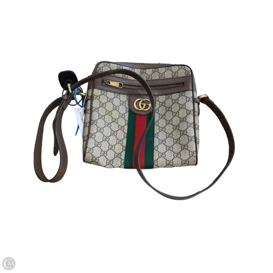 Crossbody Luxury Designer By Gucci, Size: Medium