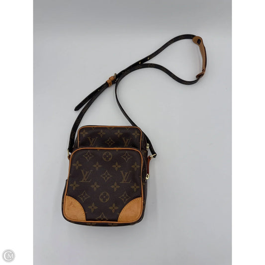 Crossbody Luxury Designer By Louis Vuitton, Size: Medium